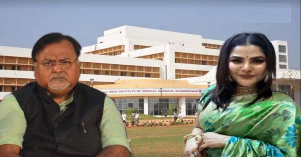 অর্পিতা আসছে নাকি? ভুবনেশ্বর এইমসের বাইরে মেদিনীপুরের ভিড়
