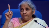 টাকার দাম স্থিতিশীল, আর্থিক স্বাস্থ্যও মজবুত, মার্কিন মুলুকে দাবি সীতারমনের