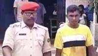 কাটা মুন্ডু হাতে ২৫ কিমি হাঁটল যুবক! থানায় গিয়ে বলল, ‘আমি খুন করেছি’