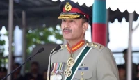 আজীবন দায়মুক্তি পেলেন পাকিস্তানের সেনাপ্রধান, স্বৈরতন্ত্রের পথ খুলল?
