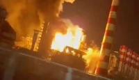ভয়াবহ! রাশিয়ার গভীরে ইউক্রেনের ড্রোন হামলা, তেল শোধনাগারে লেলিহান আগুন