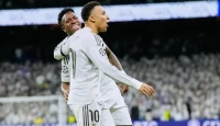 রিয়াল মাদ্রিদের ৬ গোলের ঝড়! মোনাকোকে উড়িয়ে দিয়ে ছন্দে ফিরলেন ভিনি-এমবাপে, বার্নাব্যুতে দুয়ো থামলো