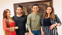 ভারতীয় নারীদের প্রেমে বিদেশি ক্রিকেটাররা! কার বিয়ে টিকল, কার ভাঙল—জানলে চমকে যাবেন