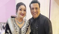 বিবাহবিচ্ছেদের খবরের মাঝেই বড় চমক! বলিউডে অভিষেক হতে চলেছে গোবিন্দের স্ত্রী সুনীতা আহুজার