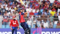 শেষ ওভারের নাটকে বেঁচে গেল ইংল্যান্ড, নেপালের স্বপ্ন ছিনিয়ে নিল হাড়ভাঙা পরাজয়