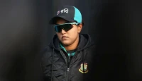 আউট হয়ে ব্যাট ছুড়ে মাটিতে! কড়া শাস্তি পেলেন নারী টাইগ্রেস অধিনায়ক