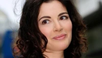Nigella Lawson Reveals the Simple Secret Behind Her Youthful Skin—And It’s Not Botox