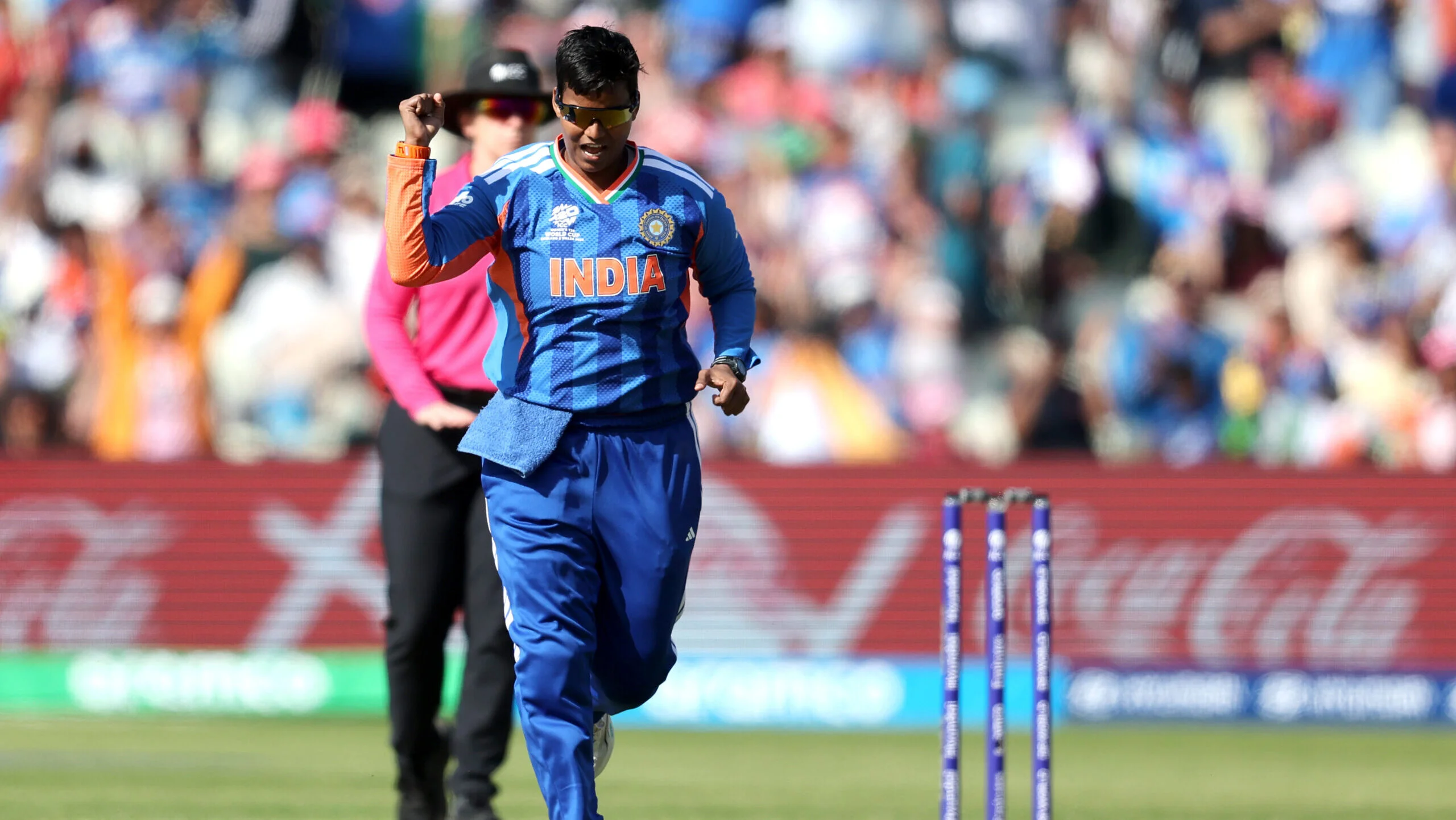 মহিলাদের টি-টোয়েন্টি বিশ্বকাপ 2026: ঝুলন গোস্বামীর রেকর্ডে ক্লোজ হওয়ার সাথে সাথে দীপ্তি শর্মার পাঁচ-এর জন্য ভারত পাকিস্তানকে ছাড়িয়ে গেছে