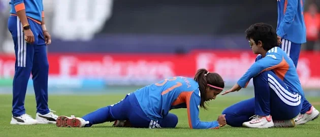 ভারত ক্রুজ নেদারল্যান্ডসকে পাশ কাটিয়েছে, কিন্তু শ্রেয়াঙ্কা পাটিলের চোট দক্ষিণ আফ্রিকার সংঘর্ষের আগে ছায়া ফেলেছে