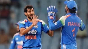 বুমরাহের রেকর্ড ছাড়িয়ে আন্তর্জাতিক ক্যারিয়ার শুরু করলেন যুবরাজ যাদব