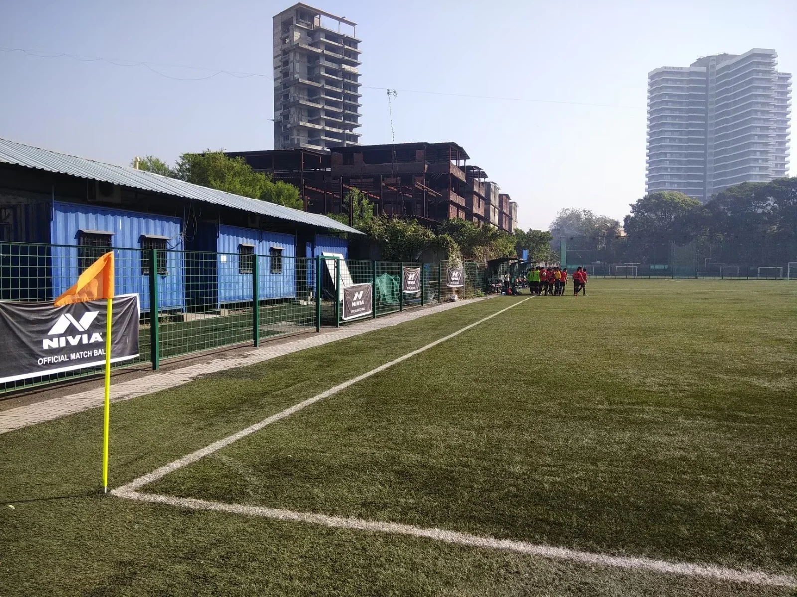 মুম্বাইয়ের ফুটবল সম্প্রদায় শহরের শেষ নিবেদিত ফুটবল মাঠের একটিকে বাঁচাতে লড়াই করছে