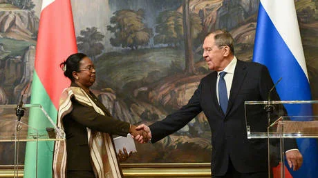 রাশিয়া-মাদাগাস্কার আলোচনা সহযোগিতাকে আরও গভীর করবে – পররাষ্ট্রমন্ত্রী