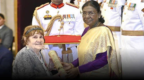 রাশিয়ান পণ্ডিতকে সম্মানিত করেছে ভারত