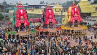 পুরীতে বলরাম, সুভদ্রার রথের চাকায় ফাটল! ‘অশুভ ইঙ্গিত’ মনে করছেন ভক্তরা