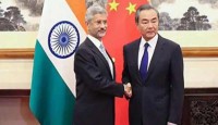 BRICS বৈঠকে চিনা বিদেশমন্ত্রীর সঙ্গে সাক্ষাৎ জয়শংকরের, এবার কি গলবে বরফ?