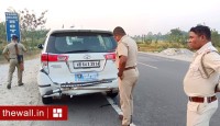 দুর্ঘটনার কবলে তৃণমূল নেতা, পিছন থেকে সজোরে ধাক্কা পাইলট কারে! তারপর…