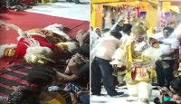 শেষ পালা! নাটকের মাঝেই মৃত্যু হনুমানের চরিত্রাভিনেতার, অভিনয় ভেবে হাততালি দর্শকদের
