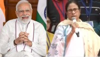 ‘৫টার মধ্যে ৪টে প্রকল্পই আমার’, সদ্য মাতৃহারা মোদিকে সান্ত্বনা জানিয়েও বার্তা মমতার