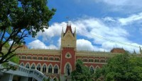 মুখ্যসচিবের বিরুদ্ধে আদালত অবমাননার মামলা, এখনও ক্ষতিপূরণ পায়নি নিহত অভিজিতের পরিবার