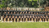 এশিয়ান কাপ বাছাইয়ে অংশ নিতে ভারতে গেলো বাংলাদেশ দল, খেলবেন হামজা