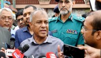 ঈদে ঢাকায় নিরাপত্তা নিয়ে দুশ্চিন্তার কিছু নেই: স্বরাষ্ট্র উপদেষ্টা