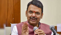 ‘অবৈধ বাংলাদেশিদের’ জন্য ডিটেনশন সেন্টার তৈরির ঘোষণা মহারাষ্ট্রের মুখ্যমন্ত্রীর