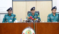 গত ২৪ ঘন্টায় ৯৩ জন পেশাদার ছিনতাইকারী গ্রেফতার