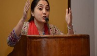 খোঁজ মিলছে না নূপুর শর্মার