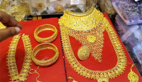 স্বর্ণের দাম আবারও বাড়লো: নতুন দামে ২২ ক্যারেটের স্বর্ণ এক লাখ ৪১,৪২৬ টাকা