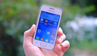 Samsung Galaxy Young 2 – Compact Design, Smooth Performance, and Long Battery Life