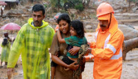 ভারতের কেরালায় ভূমি ধসে নিহত ৪৩, উদ্ধার কাজে নামানো হলো সেনা