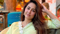 আল্লাহ দয়া করো: ক্যান্সার আক্রান্ত হিনা খান