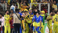 শ্বাসরুদ্ধকর ফাইনালে গুজরাটকে হারিয়ে পঞ্চম ট্রফি জিতলো চেন্নাই