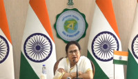 অভিভাবকহীন রাজ্য নির্বাচন কমিশন! মমতা বললেন এমন সমস্যায় আগে পড়তে হয়নি