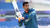 বিশ্বকাপ দলে ব্যাকআপ ক্রিকেটারের তালিকায় মাহমুদুল্লাহ
