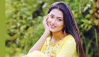 জীবন থেকে পালিয়ে যাব বলে ঘর ছাড়িনি, আঁকড়ে ধরব বলে ঘর ছেড়েছি'