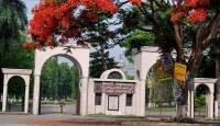 ইবিতে ছাত্রী নির্যাতনের পর আতঙ্কে গণরুম ছাড়ছেন শিক্ষার্থীরা