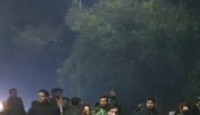 সমর্থকদের বাধায় ইমরান খানকে গ্রেপ্তারে ব্যর্থ পুলিশ