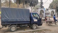 ইবিতে নির্যাতনের শিকার ছাত্রীর নিরাপত্তায় ক্যাম্পাস ফটকে পুলিশ