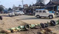 মনিপুরে কেন্দ্রীয় মন্ত্রীর বাড়িতে হামলা