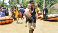 আসামে বন্যায় ক্ষতিগ্রস্ত ২ লাখ মানুষ, ১৫ জনের মৃত্যু